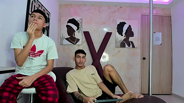 HORNY PRETTY online show from March 25, 2026, 7:24 pm