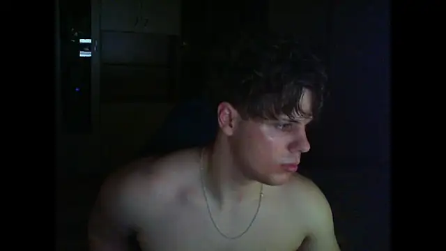 GymGuy0505 online show from January 8, 2026, 11:22 pm