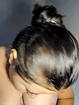 alexacurvy05 online show from February 14, 2026, 8:53 pm