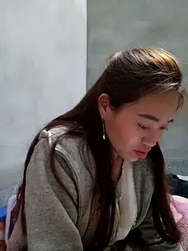 little-effy online show from February 2, 2026, 10:03 am