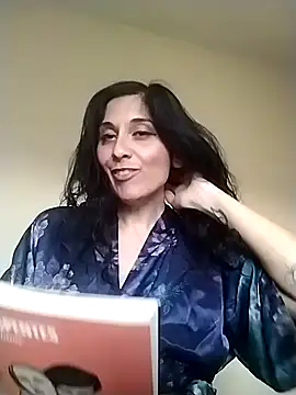 Snapshot of DommeVioleta chatting on December 16, 2025, 11:53 pm DommeVioleta online show from December 16, 2025, 11:53 pm