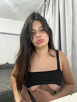 hotliamorena online show from January 16, 2026, 6:17 am