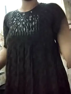 Snapshot of nosrat014 chatting on January 7, 2026, 5:45 am nosrat014 online show from January 7, 2026, 5:45 am