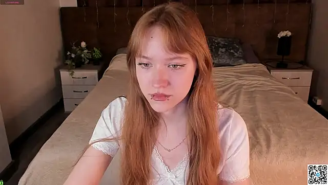 EmmaPratt online show from April 21, 2026, 12:12 am