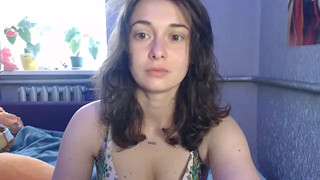 Snapshot of Angelik5371 chatting on July 18, 2026, 6:22 am Angelik5371 online show from July 18, 2026, 6:22 am