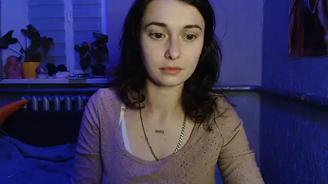 Snapshot of Angelik5371 chatting on June 14, 2026, 9:05 pm Angelik5371 online show from June 14, 2026, 9:05 pm