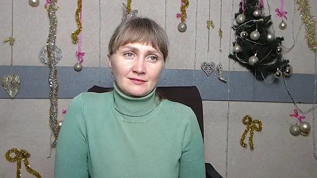 Snapshot of KellyClar chatting on December 15, 2025, 5:57 am KellyClar online show from December 15, 2025, 5:57 am