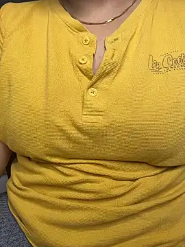 butterflyslay online show from February 15, 2026, 8:13 am