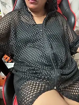 butterflyslay online show from April 16, 2026, 12:44 am