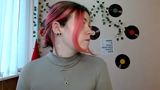 Snapshot of Aura__Myst chatting on December 19, 2025, 11:56 am Aura Myst online show from December 19, 2025, 11:56 am