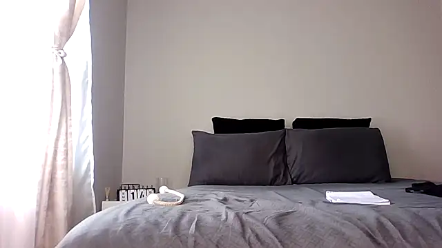 Arrbain online show from December 14, 2025, 9:59 am