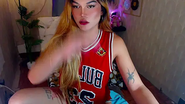 Snapshot of _ligayaxx chatting on December 15, 2025, 5:41 pm ligayaxx online show from December 15, 2025, 5:41 pm