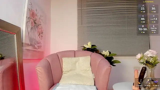 emily burton18 online show from April 22, 2026, 12:23 pm