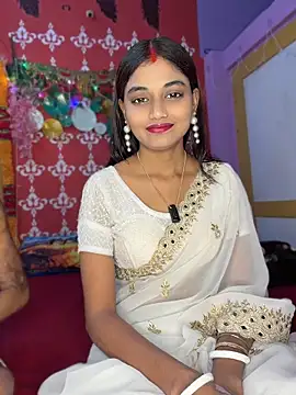 Snapshot of Sweet-priyaa chatting on May 22, 2026, 8:56 am Sweet-priyaa online show from May 22, 2026, 8:56 am