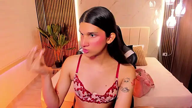 Bianca baldwin  online show from February 9, 2026, 9:35 pm