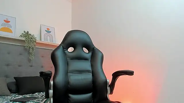 sebastamayo  online show from January 7, 2026, 8:47 pm