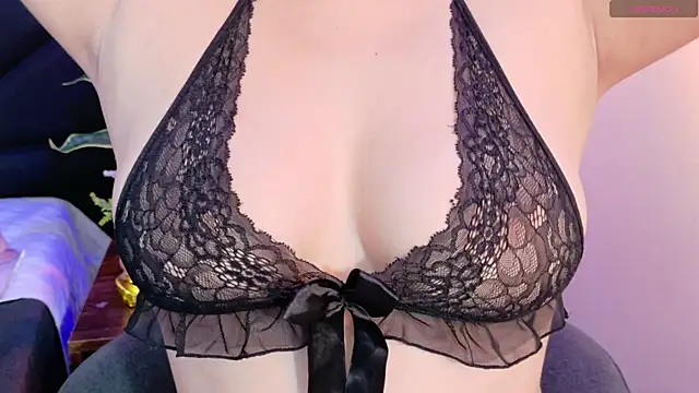 Snapshot of vicky_lopez chatting on May 16, 2026, 1:59 am vicky lopez online show from May 16, 2026, 1:59 am