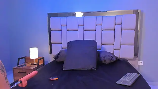 Belanny online show from April 12, 2026, 4:38 am