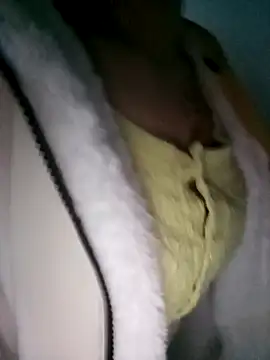 SweetBerry-91 online show from December 14, 2025, 1:39 pm