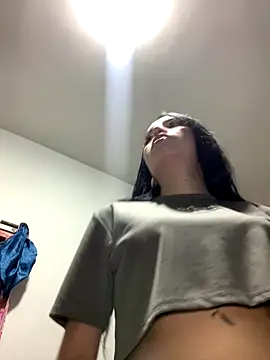 Snapshot of Gabyy_park chatting on December 17, 2025, 12:37 am Gabyy park online show from December 17, 2025, 12:37 am