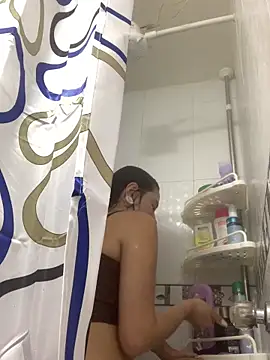 Snapshot of Gabyy_park chatting on December 14, 2025, 9:53 pm Gabyy park online show from December 14, 2025, 9:53 pm