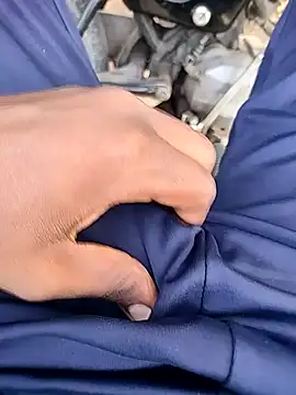 Snapshot of loki-king-143 chatting on December 16, 2025, 9:02 am loki-king-143 online show from December 16, 2025, 9:02 am