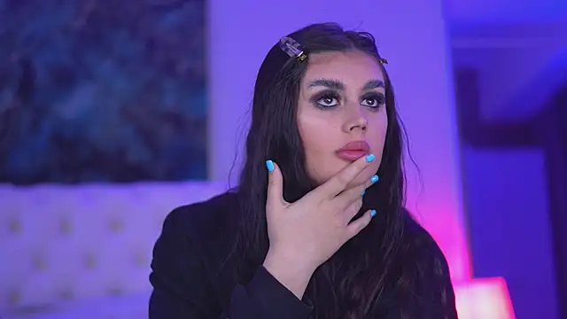 Snapshot of LexaRhodes chatting on December 18, 2025, 4:22 pm LexaRhodes online show from December 18, 2025, 4:22 pm