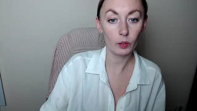 LiaSeass  online show from February 17, 2026, 1:19 pm