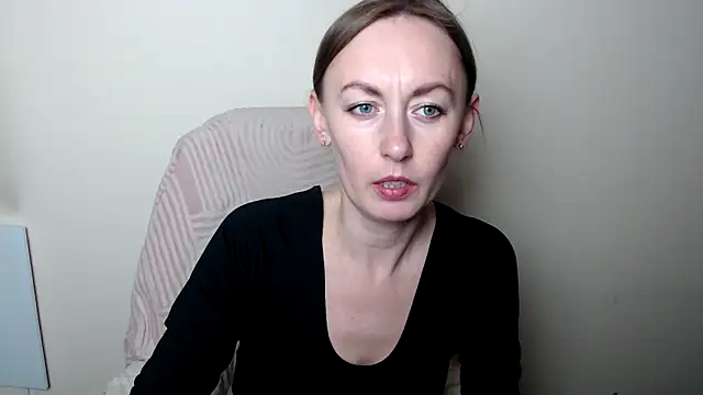 LiaSeass  online show from April 1, 2026, 12:06 pm