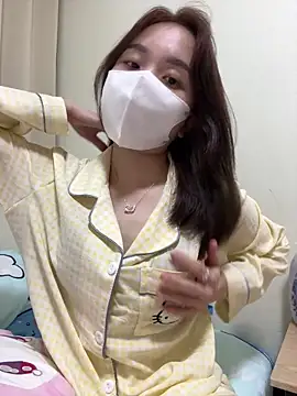 Baby22223 online show from March 26, 2026, 1:09 pm
