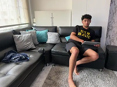 Snapshot of toritoga chatting on March 4, 2026, 5:31 pm toritoga online show from March 4, 2026, 5:31 pm