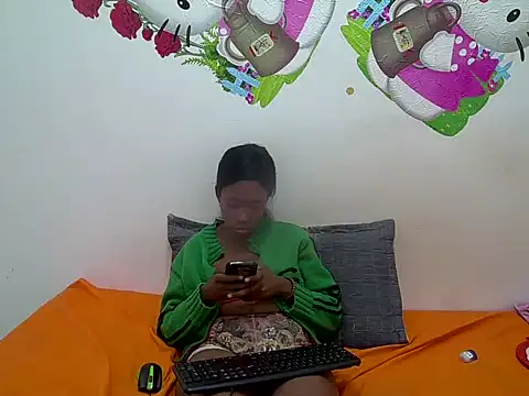 Snapshot of MissSexyVibe32 chatting on December 14, 2025, 4:23 pm MissSexyVibe32 online show from December 14, 2025, 4:23 pm