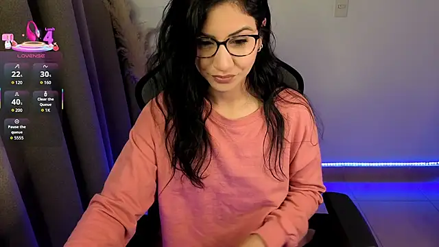 Snapshot of chloebum_ chatting on May 13, 2026, 11:06 am chloebum online show from May 13, 2026, 11:06 am