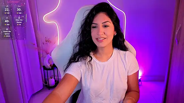 chloebum  online show from March 21, 2026, 11:03 am