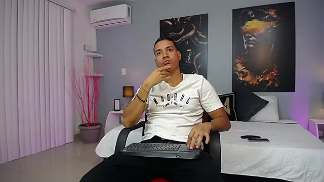 Perseuz369 online show from March 3, 2026, 1:40 pm