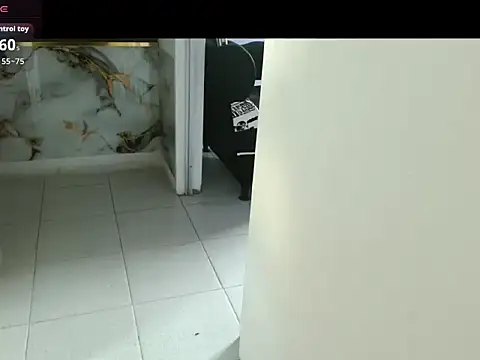 Snapshot of Mely_Foxxter chatting on March 4, 2026, 9:00 pm Mely Foxxter online show from March 4, 2026, 9:00 pm