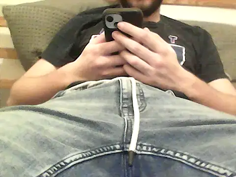 Snapshot of antoinestrip57 chatting on December 16, 2025, 8:46 pm antoinestrip57 online show from December 16, 2025, 8:46 pm