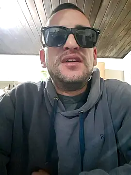 Snapshot of Milfboy2000 chatting on May 10, 2026, 5:22 am Milfboy2000 online show from May 10, 2026, 5:22 am