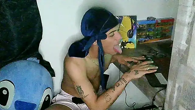 Snapshot of Glen_connor_11 chatting on December 23, 2025, 3:50 am Glen connor 11 online show from December 23, 2025, 3:50 am