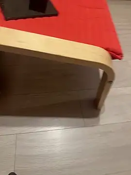 Sencebens online show from April 22, 2026, 11:00 pm