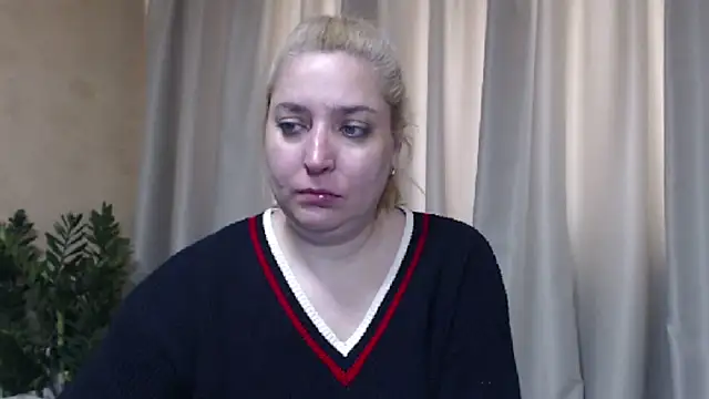 sweetpussy13 online show from April 17, 2026, 5:54 am