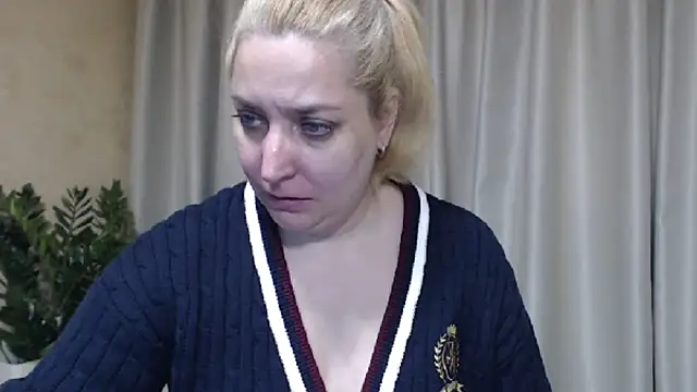 sweetpussy13 online show from April 1, 2026, 6:15 am