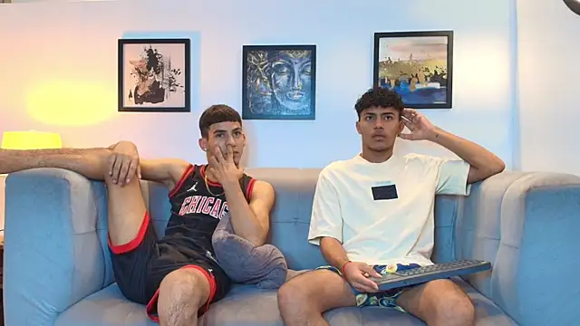 DIAMOND BLACKS online show from February 8, 2026, 7:28 am