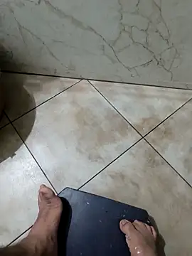 sam07422 online show from December 17, 2025, 5:29 pm