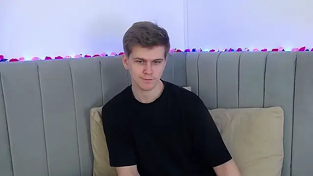 NickJohnas online show from February 8, 2026, 12:36 pm