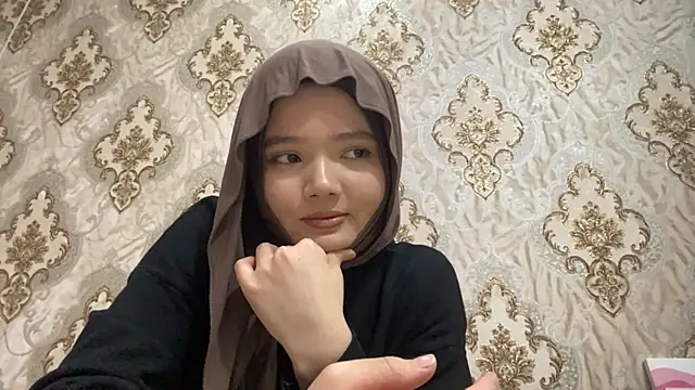 Snapshot of Katepleaurxo chatting on December 16, 2025, 11:47 am Katepleaurxo online show from December 16, 2025, 11:47 am