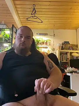 YoursxTruly online show from January 18, 2026, 1:14 pm