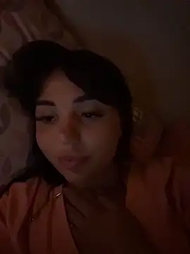 SilkyMira online show from May 18, 2026, 6:34 pm