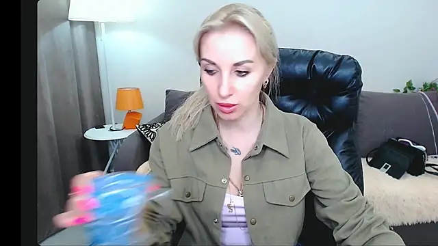 Hanna--Sweet online show from April 14, 2026, 11:04 am