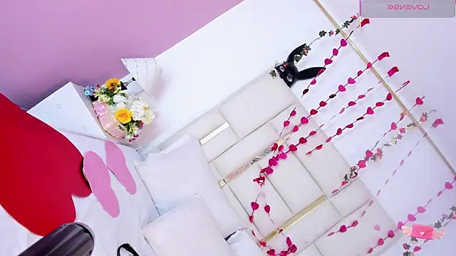 Silvanna-Casstro online show from February 12, 2026, 12:16 pm